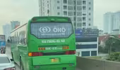 Xử phạt tài xế xe khách đi vào làn dừng xe khẩn cấp trên đường vành đai 3 trên cao