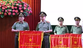 Công an Hà Nội được trao tặng Cờ thi đua năm 2020 của Chính phủ