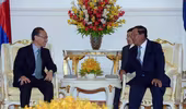Thủ tướng Hun Sen xuất hiện, đập tan tin đồn đột quỵ