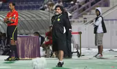 Maradona xô xát với đồng nghiệp