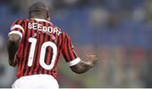 Seedorf nghẹn ngào chia tay AC Milan