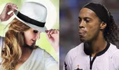 Ronaldinho dùng tên giả “cưa gái” 