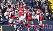 Rosicky giúp Arsenal nuôi hy vọng Champions League 