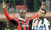 Ronaldo dạy dỗ Mario Balotelli