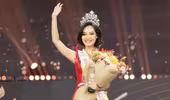 Nông Thuý Hằng đăng quang Hoa hậu các Dân tộc Việt Nam 2022