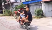 Xử phạt 2 nam thanh niên ‘bốc đầu’ xe máy