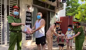 Công an quận Hà Đông: Nối tiếp chuỗi hoạt động trao gửi yêu thương tới cộng đồng 