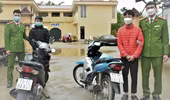 Cặp đôi 10X lang thang nửa đêm "cuỗm" 2 chiếc xe máy