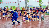 Hơn 600 giáo viên, học sinh mầm non trải nghiệm, thực hành kỹ năng an toàn phòng cháy