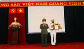 Thăng cấp bậc hàm Đại tá đối với đồng chí Trưởng Công an quận Cầu Giấy