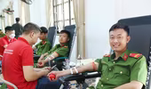 Những nụ cười rạng rỡ của cảnh sát cơ động trong hành trình hiến máu 