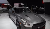 Xế sang Nissan GT-R Nismo xuất hiện bất ngờ ở Los Angeles Auto Show 