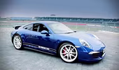 Mãn nhãn với Porsche 911 phiên bản Facebook