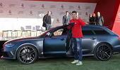 Cầu thủ Real Madrid nhận “quà” từ Audi