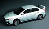 Mitsubishi Lancer Evolution X tiếp tục "sống" đến năm 2015
