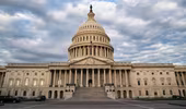 Thượng viện Mỹ thông qua dự luật nhằm cạnh tranh công nghệ với Trung Quốc