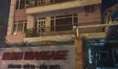 Kiểm tra cơ sở massage, phát hiện nhân viên cùng khách khỏa thân 