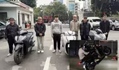 Quây bắt nhóm ‘quái xế’ bốc đầu xe, gây náo loạn đường phố 