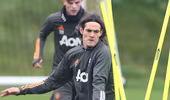 Cực sung trên sân tập M.U, Cavani có kịp ra mắt trước PSG?