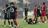 Pha ăn vạ thô thiển khi kèm Đoàn Văn Hậu của tuyển thủ Indonesia