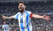 Messi lập hattrick, Argentina vùi dập đối thủ 6-0