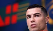 Cristiano Ronaldo: "Tại sao tôi phải ngừng chơi bóng?"