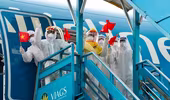 Cấp vé máy bay miễn phí cho cán bộ, y bác sỹ tiếp sức Bắc Giang, Bắc Ninh chống dịch