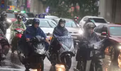 Mưa giông xối xả ở Bắc bộ còn kéo dài bao lâu?