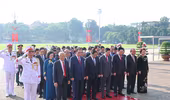 Lãnh đạo Đảng, Nhà nước, thành phố Hà Nội vào Lăng viếng Chủ tịch Hồ Chí Minh