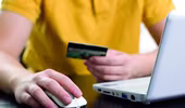 Mua bán trực tuyến coi chừng "tiền mất, tật mang"