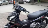 Ai là chủ sở hữu xe máy Yamaha Nouvo màu đen?