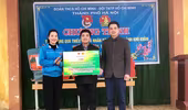Hơn 600 phần quà tặng thiếu nhi có hoàn cảnh khó khăn Mai Châu, Hoà Bình