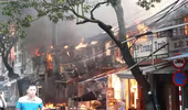 Hỏa hoạn thiêu rụi 15 cửu hiệu buôn bán tại phố Y Jút