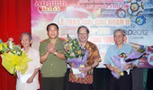 Trao giải “Cuồng nhiệt cùng EURO 2012”