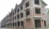 Thừa nhà, dân vẫn không mua nổi 