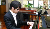 Tài năng piano trẻ Nguyễn Việt Trung: Nên gọi em là nghệ sĩ!