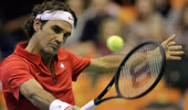 Federer khởi đầu thuận lợi