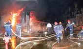 Cháy chợ Phố Hiến, hàng trăm tỷ đồng hóa tro