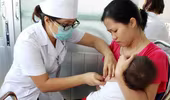 Tiêm 2 loại vaccine khác nhau cho trẻ có sao không?
