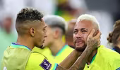 San bằng kỷ lục ghi bàn, Neymar được chính Pele an ủi 