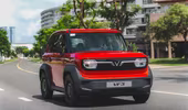 VinFast VF 3 khuấy đảo thị trường: Mỗi ngày hơn 80.000 đồng, có ngay mini-SUV điện 'chất lừ'