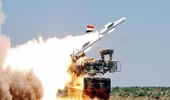 Israel tấn công tên lửa, phòng không Syria lập tức đáp trả