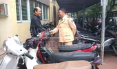 Nhận lại xe máy sau 4 năm bị mất