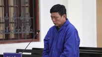 Truy sát anh trai vì không đến dự tiệc đầy tháng cháu