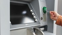 Cảnh giác tội phạm đập phá ATM, skimming chiếm đoạt tiền ngân hàng gia tăng dịp Tết