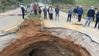 Lấp hố tử thần “khủng” ở Na Rì trên quốc lộ 3B 