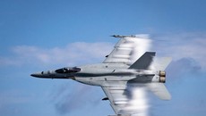 Lần đầu tiên chiến đấu cơ F/A-18 Tây Ban Nha được triển khai tới Iceland