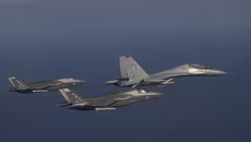 Tiêm kích Su-30MKI Ấn Độ tập đánh cận chiến với F-35B Anh