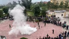 Công an xã Ngọc Hồi hướng dẫn khai báo, cập nhật thông tin cơ sở thuộc diện quản lý về phòng cháy