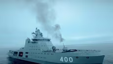 Tàu phá băng chiến đấu Ivan Papanin thể hiện sức mạnh trên Biển Barents